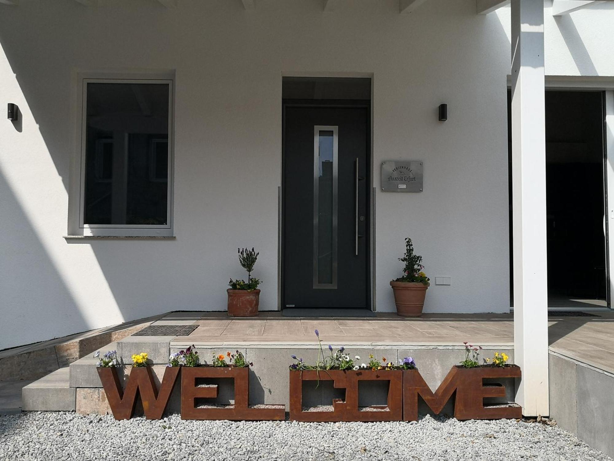 Auszeit Erfurt - Stilvoller Bungalow Mit Parkplatz - Zentrumsnah Exterior foto